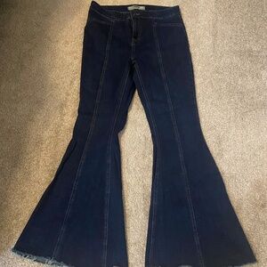 Rock & Roll Denim - Bargain Button Bell Bottom - Size 31x36